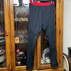 Pretty little thing women leggings